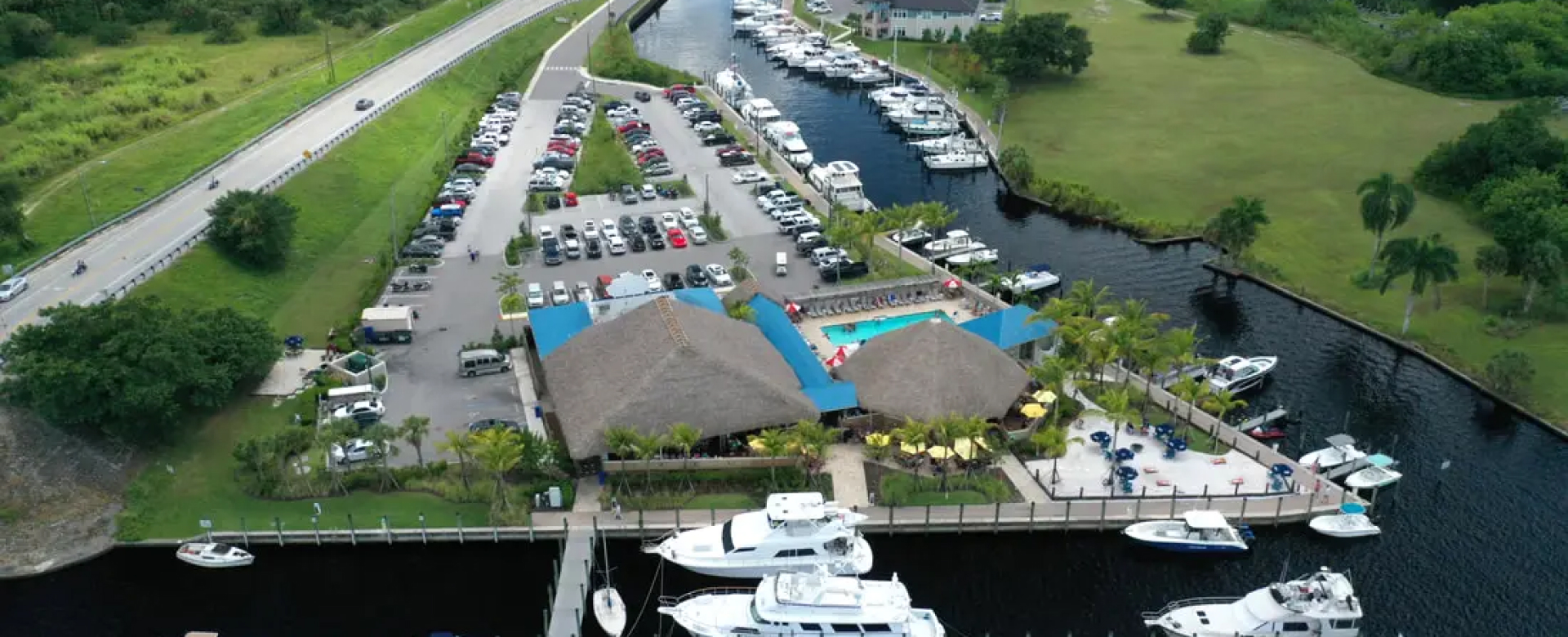 Hinckley Yachts Expands its Gulf Coast Operations at Sweetwater Landing